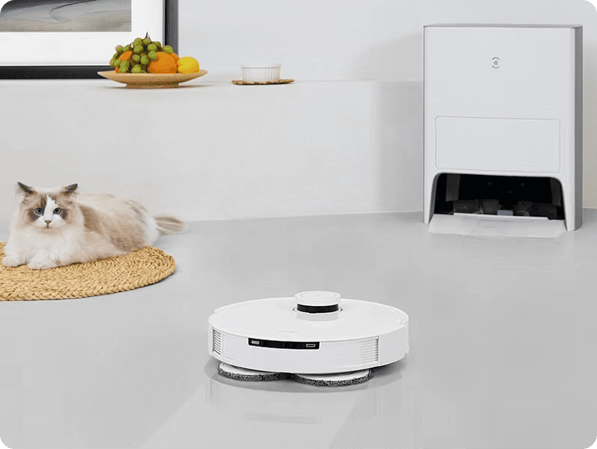Removes pet hairs on hard floors and corners Removes pet hairs on hard floors and corners