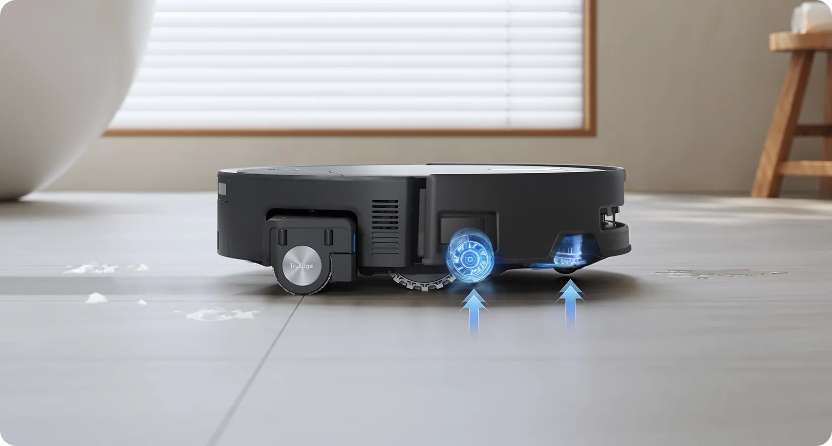 Side & Main Brushes Lift <br/>No Wet Mess