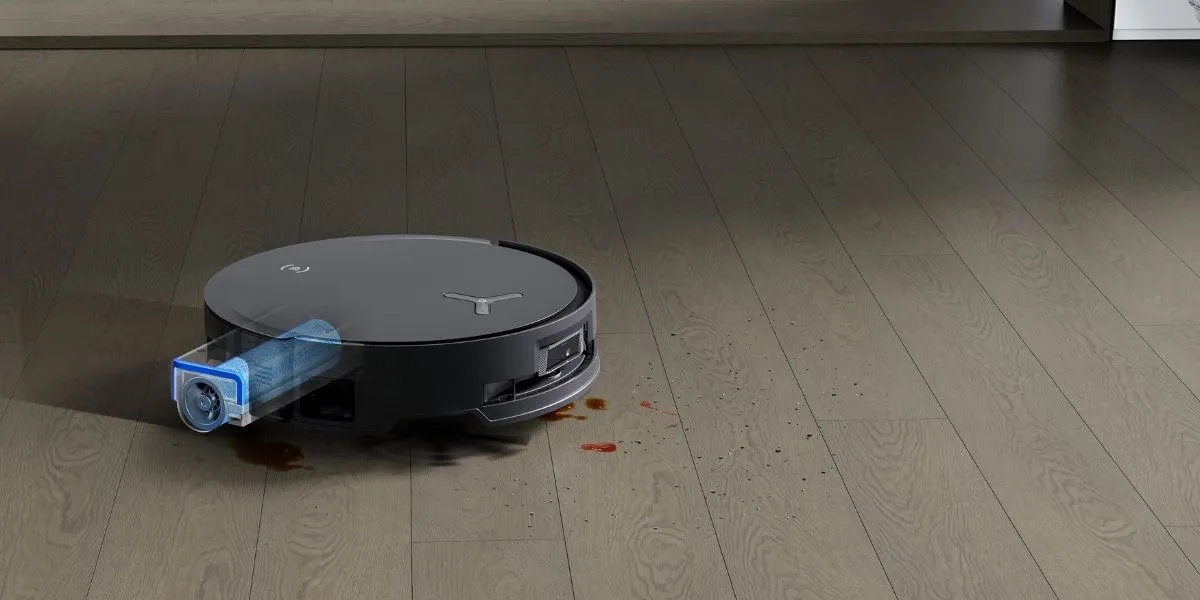 Mop or Vacuum First : What’s The Best Approach?