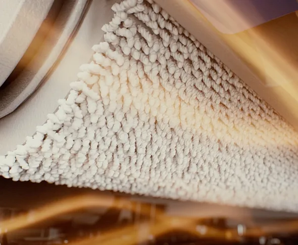 Grâce au système de séchage à l’air chaud à 63°C, votre serpillière reste fraîche et inodore! Grâce au système de séchage à l’air chaud à 63°C, votre serpillière reste fraîche et inodore!