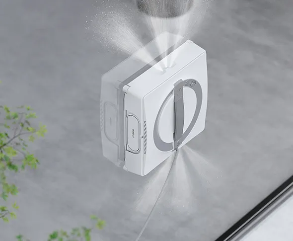 Rundum optimierte Drei-Düsen-Weitwinkel-Sprühtechnik mit Nassmopp für die Fensterreinigung