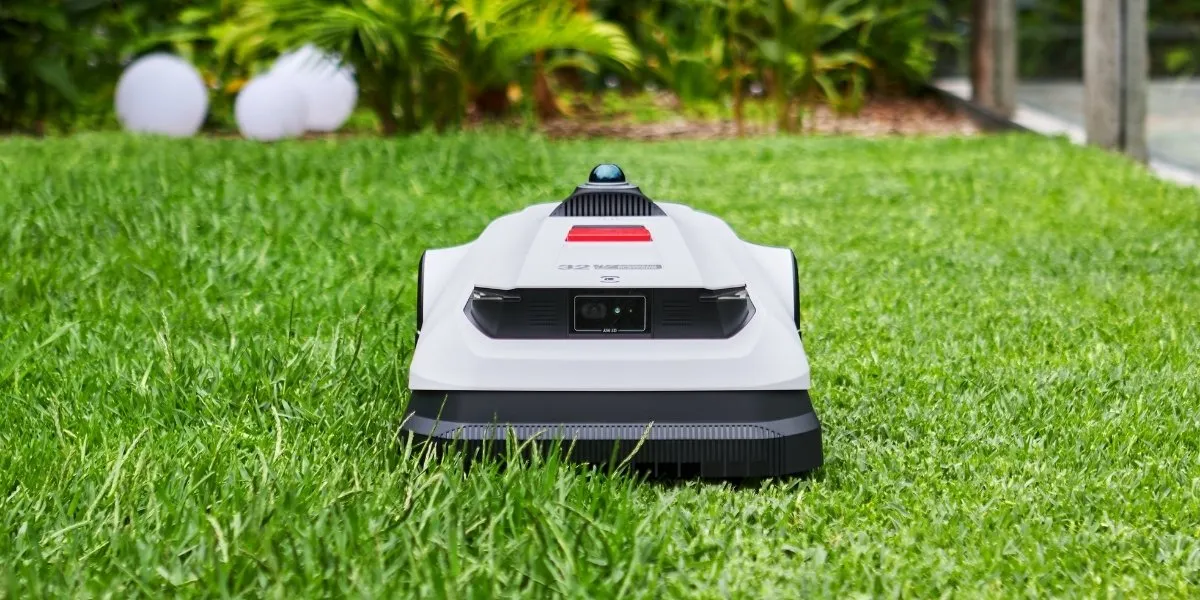 Peut-on utiliser un robot tondeuse sur une petite surface ?