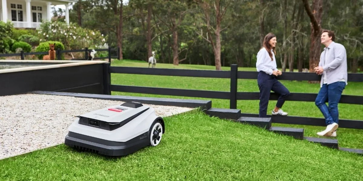 Peut-on utiliser un robot tondeuse sur une grande surface ?