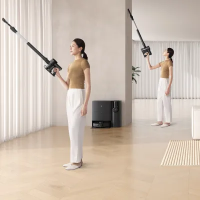 DEEBOT T30S COMBO COMPLETE Aspirateur Robot Laveur Noir + Aspirateur Main