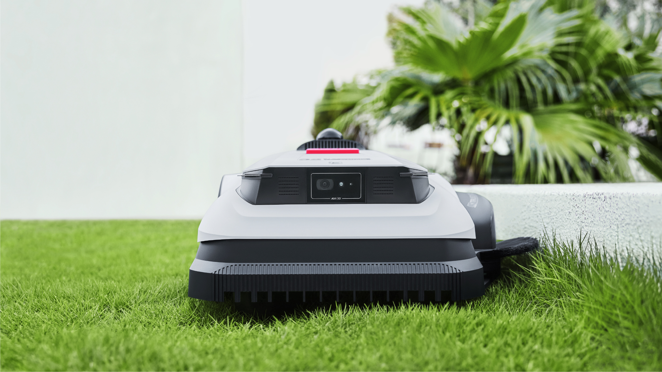 GOAT A2000 LiDAR PRO Robot Lawn Mower + Blade Kit*2 Sets - ECOVACS US