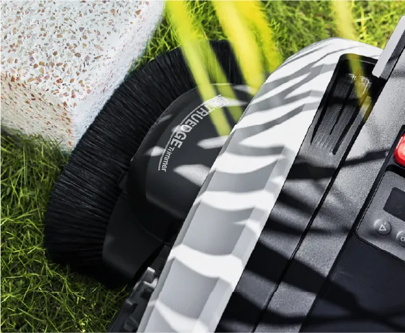 Perfectly Adapts to Diverse Terrains and Obstacles