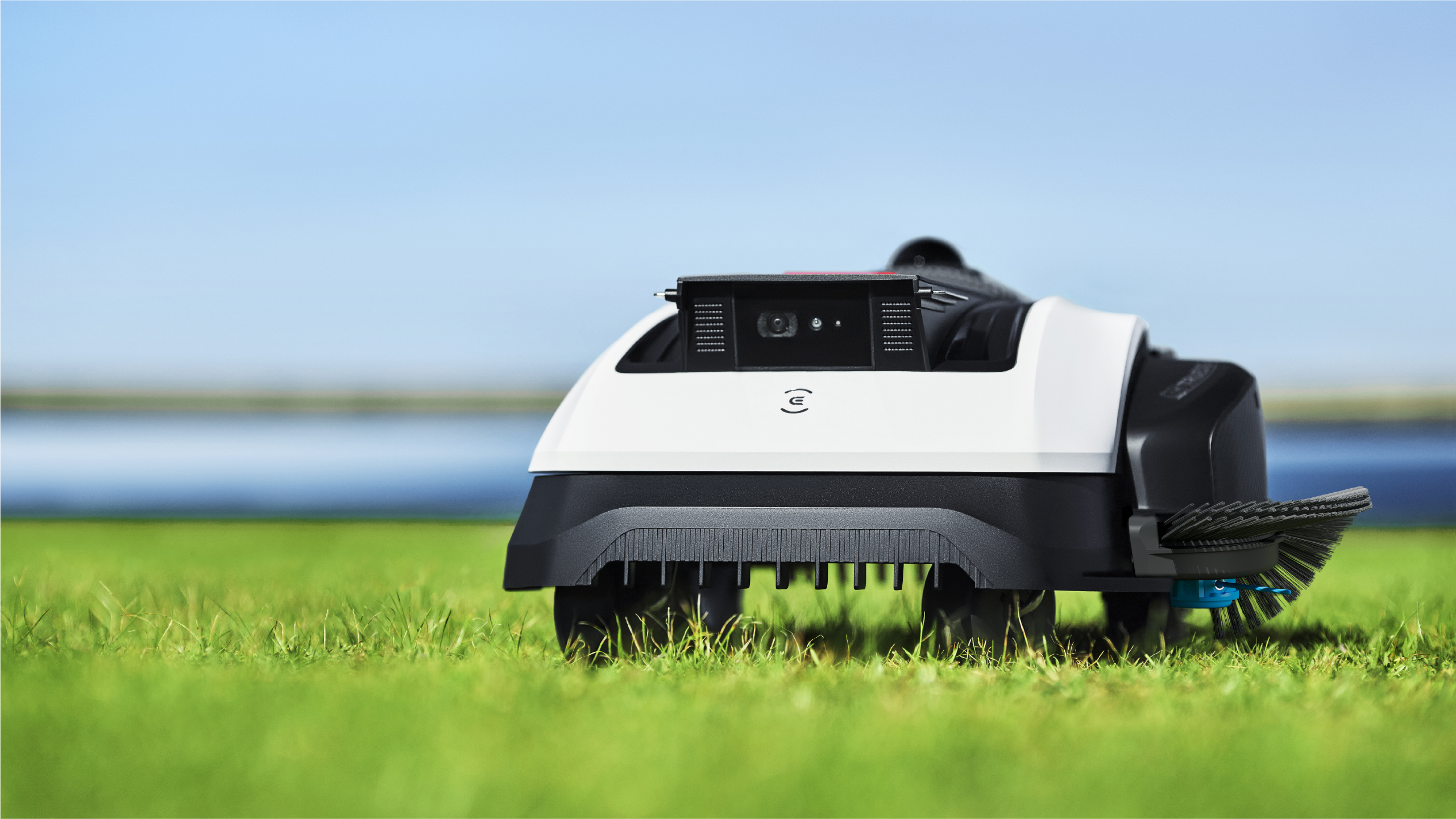 GOAT O1000 LiDAR PRO Robot Lawn Mower - ECOVACS US