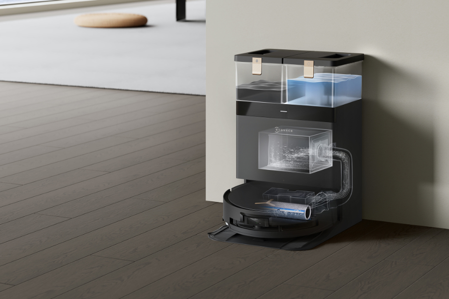 robot vacuum cleaner with water tank