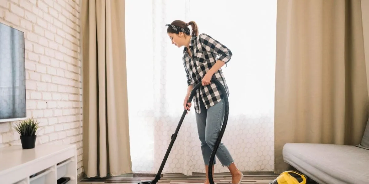 How To Use A Vacuum Cleaner?