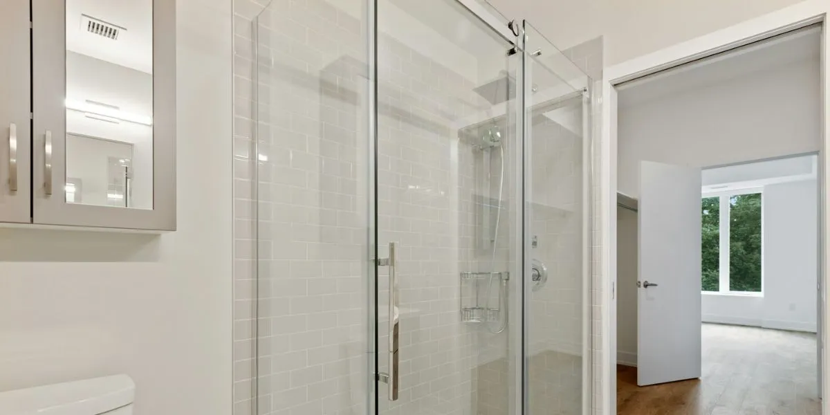 How to Clean Glass Shower Doors?